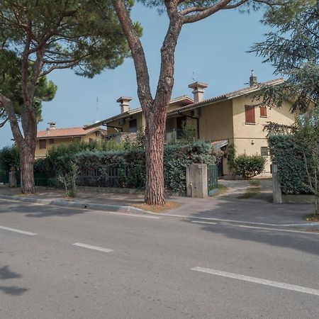 Villa Ida - 2 Bedrooms Apartment With Private Garden Sirmione Exterior photo
