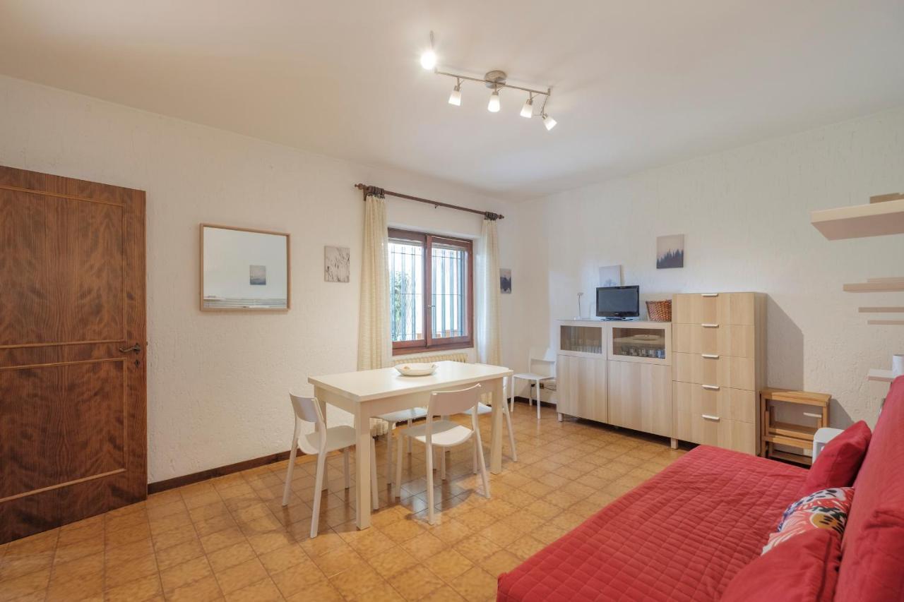 Villa Ida - 2 Bedrooms Apartment With Private Garden Sirmione Exterior photo
