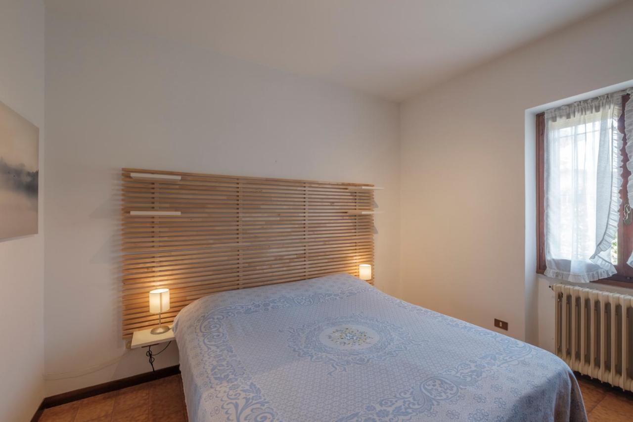 Villa Ida - 2 Bedrooms Apartment With Private Garden Sirmione Exterior photo