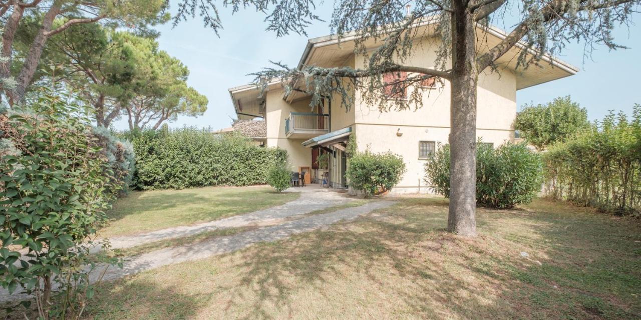 Villa Ida - 2 Bedrooms Apartment With Private Garden Sirmione Exterior photo